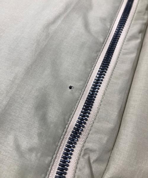 LACOSTE（ラコステ）LACOSTE (ラコステ) モダンファンクショナルレトロマウンテンパーカ ベージュ サイズ:Mの古着・服飾アイテム