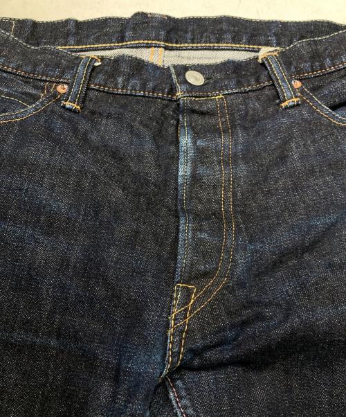 MOMOTARO JEANS（桃太郎ジーンズ）MOMOTARO JEANS (桃太郎ジーンズ) 出陣 タイトフィット ベルカット デニムパンツ インディゴ サイズ:36の古着・服飾アイテム