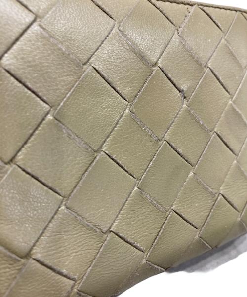 BOTTEGA VENETA（ボッテガベネタ）BOTTEGA VENETA (ボッテガベネタ) イントレチャート二つ折り財布 ベージュの古着・服飾アイテム