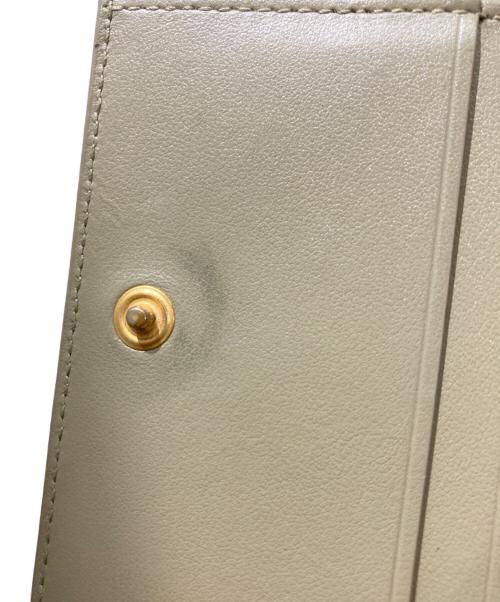BOTTEGA VENETA（ボッテガベネタ）BOTTEGA VENETA (ボッテガベネタ) イントレチャート二つ折り財布 ベージュの古着・服飾アイテム