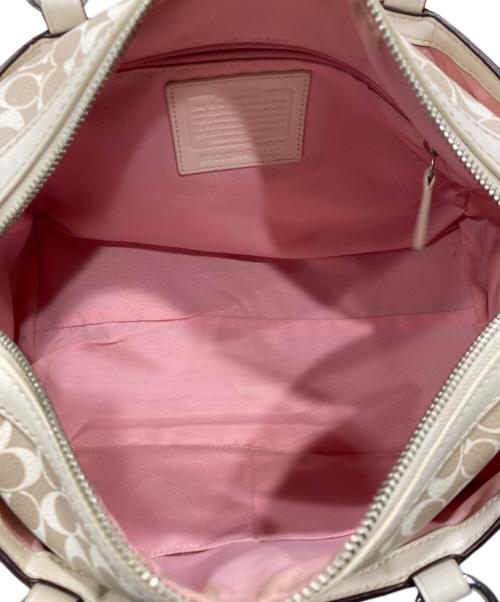 COACH（コーチ）COACH (コーチ) チェルシー シグネチャー ジップ サッチェル ベージュの古着・服飾アイテム