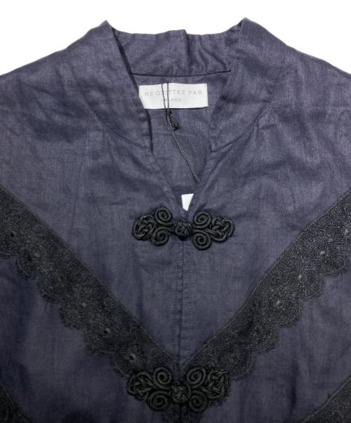 ne quittez pas（ヌキテパ）ne quittez pas (ヌキテパ) レースチャイナコート ネイビー サイズ:FREE 未使用品の古着・服飾アイテム