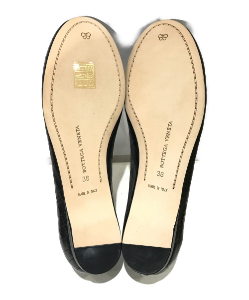 BOTTEGA VENETA（ボッテガベネタ）BOTTEGA VENETA (ボッテガベネタ) イントレチャートフラットシューズ ブラック サイズ:36の古着・服飾アイテム