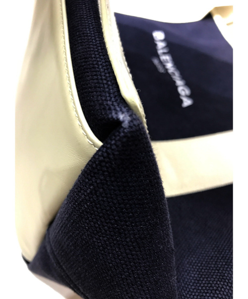 BALENCIAGA（バレンシアガ）BALENCIAGA (バレンシアガ) キャンバスバッグ ネイビーの古着・服飾アイテム