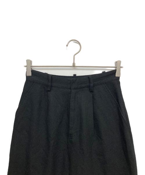 CLANE（クラネ）CLANE (クラネ) BACK SLIT STRAIGHT PANTS ブラック サイズ:1の古着・服飾アイテム