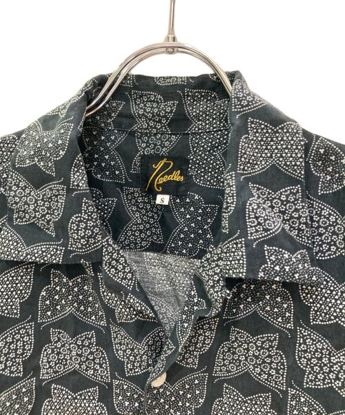 Needles（ニードルズ）Needles (ニードルズ) パピヨン総柄シャツ ネイビー サイズ:Sの古着・服飾アイテム