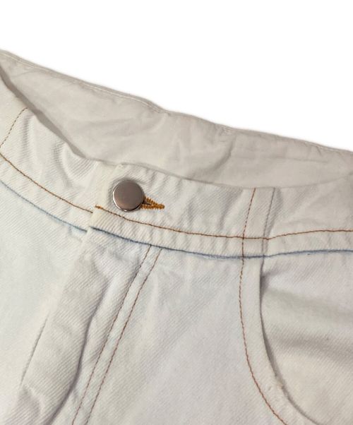 MM6 Maison Margiela（エムエムシックスメゾンマルジェラ）MM6 Maison Margiela (エムエムシックス メゾンマルジェラ) ダメージ加工ブリーチデニム ホワイト サイズ:40の古着・服飾アイテム