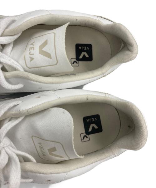 VEJA（ヴェジャ）VEJA (ヴェジャ) ローカットスニーカー ホワイト サイズ:26の古着・服飾アイテム