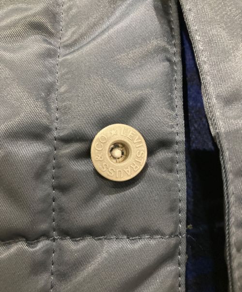 eYe COMME des GARCONS JUNYAWATANABE MAN（アイ コム デ ギャルソン ジュンヤ ワタナベ マン）eYe COMME des GARCONS JUNYAWATANABE MAN (アイ コム デ ギャルソン ジュンヤ ワタナベ マン) LEVI'S (リーバイス) ナイロンベスト ネイビー サイズ:XSの古着・服飾アイテム