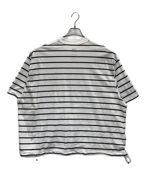 is-ness（イズネス）is-ness (イズネス) EXCLUSIVE BALLOON BORDER SHORT SLEEVE T-SHIRT for +81 ホワイト サイズ:Mの古着・服飾アイテム