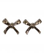 FENDIフェンディ）の古着「ロゴリボンピアス」｜シルバー