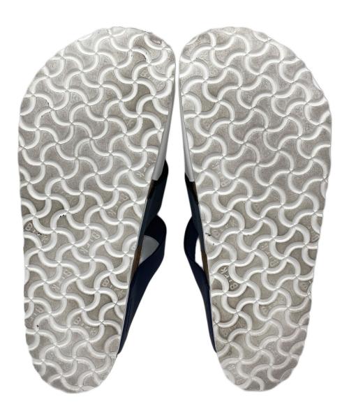 BIRKENSTOCK（ビルケンシュトック）BIRKENSTOCK (ビルケンシュトック) レザーサンダル ホワイト×ネイビー サイズ:28の古着・服飾アイテム