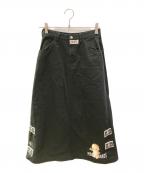 PINK HOUSEピンクハウス）の古着「キューピーロゴ刺繍ワッペンスカート」｜ブラック