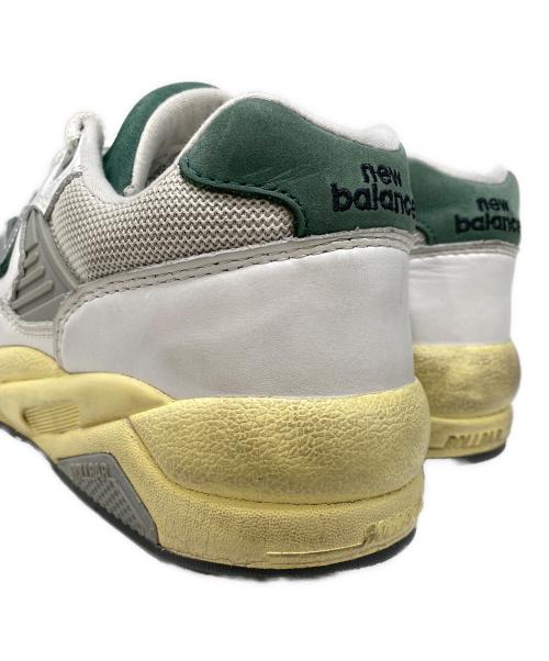 NEW BALANCE（ニューバランス）NEW BALANCE (ニューバランス) スニーカー ホワイト×グリーン サイズ:27㎝の古着・服飾アイテム