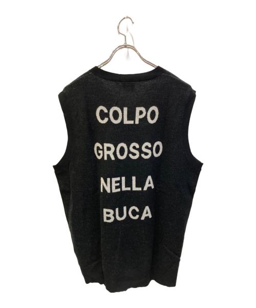 1piu1uguale3（ウノピュウノウグァーレトレ）1piu1uguale3 (ウノピュウノウグァーレトレ) ロゴニットベスト ブラック サイズ:5の古着・服飾アイテム