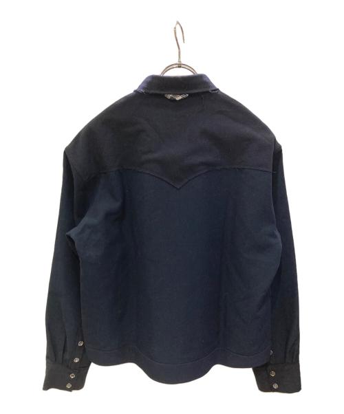 YSTRDY'S TMRRW（イエスタデイズトゥモロウ）YSTRDY'S TMRRW (イエスタデイズトゥモロウ) ギャバジンロデオシャツ ネイビー サイズ:Lの古着・服飾アイテム
