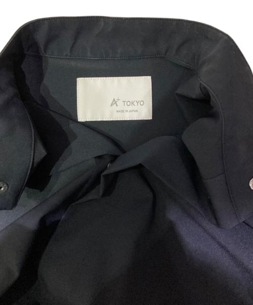 A + TOKYO（エープラス トウキョウ）A + TOKYO (エープラス トウキョウ) SOLOTEXスタンドカラーシャツ ネイビー サイズ:2の古着・服飾アイテム
