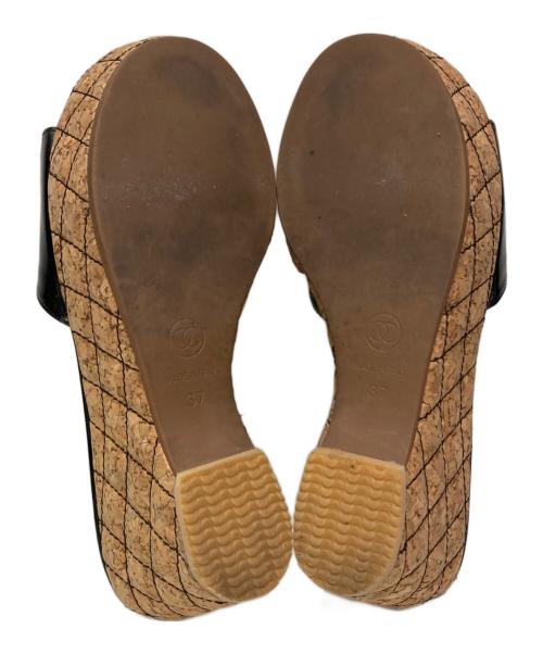 CHANEL（シャネル）CHANEL (シャネル) ココマークコルクキルティングミュール ブラック サイズ:37の古着・服飾アイテム