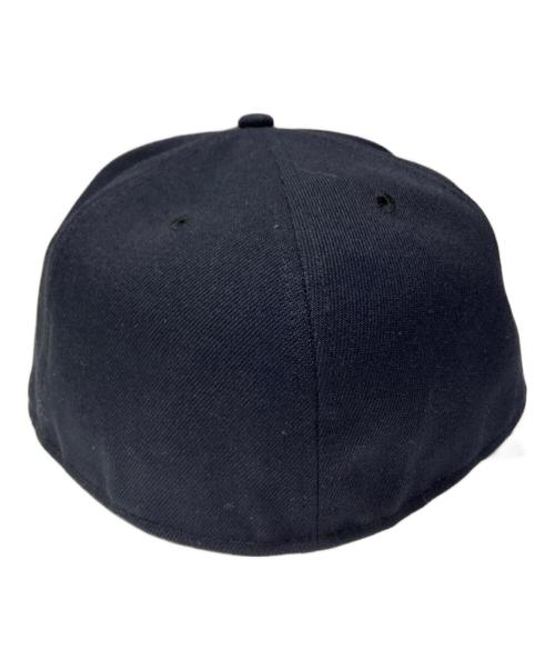 F.C.R.B.（エフシーレアルブリストル）F.C.R.B. (エフシーレアルブリストル) New Era (ニューエラ) キャップ ネイビーの古着・服飾アイテム