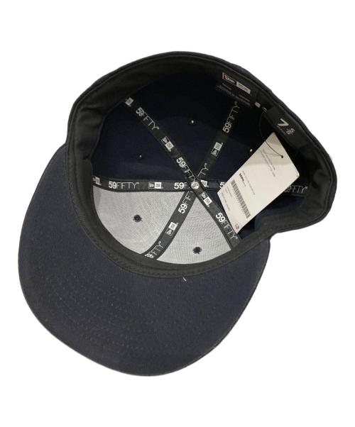 F.C.R.B.（エフシーレアルブリストル）F.C.R.B. (エフシーレアルブリストル) New Era (ニューエラ) キャップ ネイビーの古着・服飾アイテム