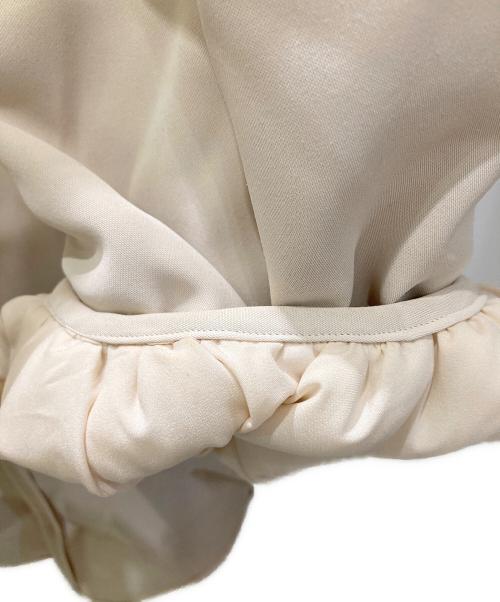 CLANE（クラネ）CLANE (クラネ) VOLUME PUFF TOPS ベージュ サイズ:1の古着・服飾アイテム