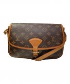 LOUIS VUITTONルイ ヴィトン）の古着「ソローニュ モノグラム ショルダーバッグ」｜ブラウン