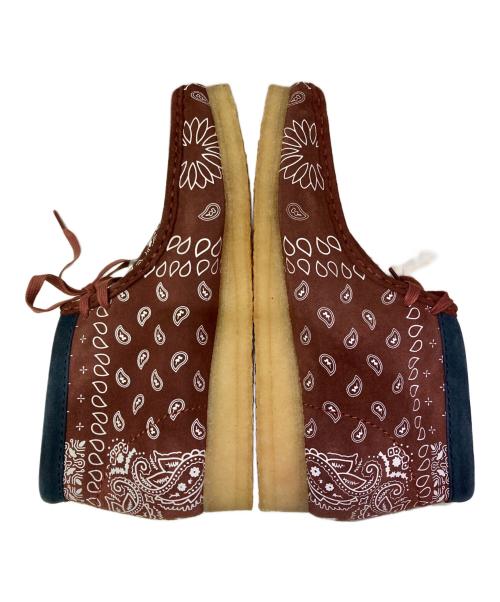 CLARKS（クラークス）CLARKS (クラークス) ペイズリーワラビーシューズ ブラウン サイズ:27.5cmの古着・服飾アイテム