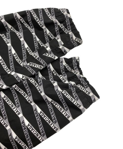 BALENCIAGA（バレンシアガ）BALENCIAGA (バレンシアガ) ロゴ総柄ナイロンジャケット ブラック サイズ:44の古着・服飾アイテム
