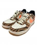 NIKEナイキ）の古着「ローカットスニーカー」｜ブラウン