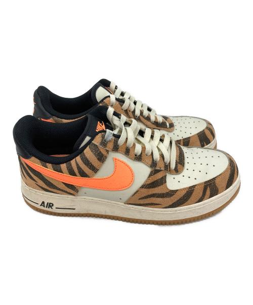 NIKE（ナイキ）NIKE (ナイキ) ローカットスニーカー ブラウン サイズ:US9の古着・服飾アイテム