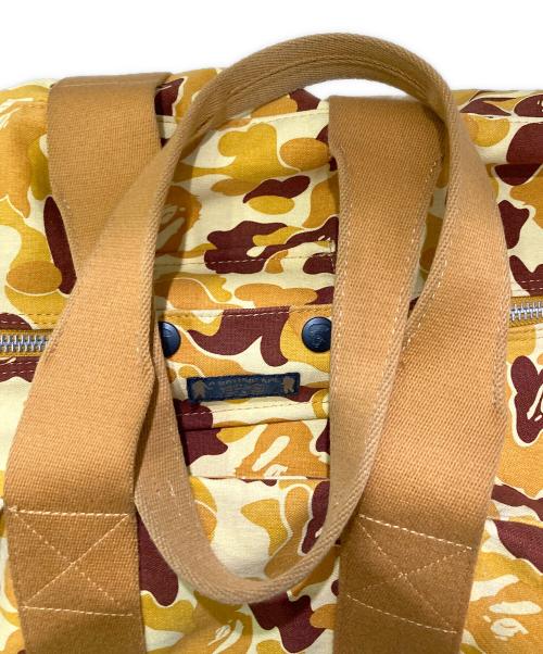A BATHING APE（ア ベイシング エイプ）A BATHING APE (ア ベイシング エイプ) ABC camoボストンバッグ イエローの古着・服飾アイテム