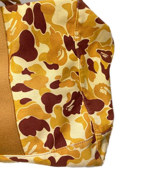 A BATHING APE（ア ベイシング エイプ）A BATHING APE (ア ベイシング エイプ) ABC camoボストンバッグ イエローの古着・服飾アイテム