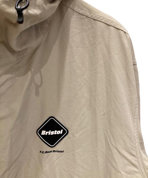 F.C.R.B.（エフシーレアルブリストル）F.C.R.B. (エフシーレアルブリストル) SUPPLEX NYLON HOODED BLOUSON ベージュ サイズ:Lの古着・服飾アイテム