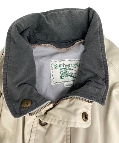 Burberry's（バーバリーズ）Burberry's (バーバリーズ) 古着スポーツブルゾン オフホワイト サイズ:Mの古着・服飾アイテム