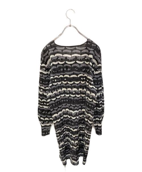 PLEATS PLEASE（プリーツプリーズ）PLEATS PLEASE (プリーツプリーズ) 総柄プリーツワンピース ブラック サイズ:3の古着・服飾アイテム