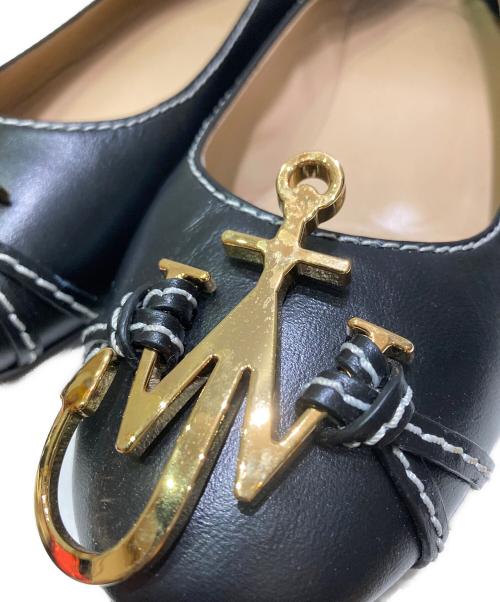 J.W.ANDERSON（ジェイダブリューアンダーソン）J.W.ANDERSON (ジェイダブリューアンダーソン) JWロゴプレートフラットシューズ ブラック サイズ:35 1/2の古着・服飾アイテム