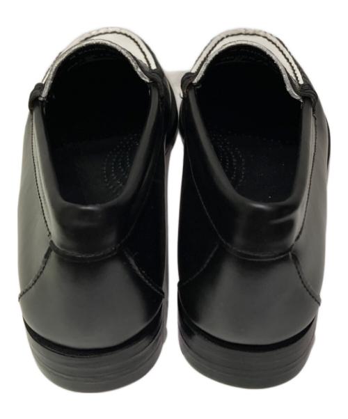 G.H.BASS（ジーエイチバス）G.H.BASS (ジーエイチバス) コインローファー ブラック×ホワイト サイズ:36 1/2の古着・服飾アイテム