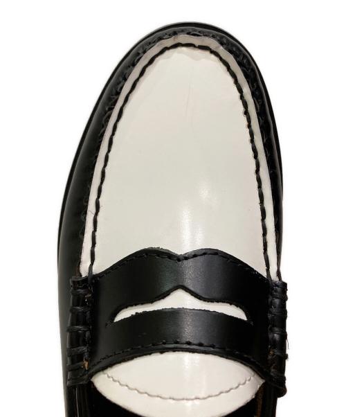 G.H.BASS（ジーエイチバス）G.H.BASS (ジーエイチバス) コインローファー ブラック×ホワイト サイズ:36 1/2の古着・服飾アイテム