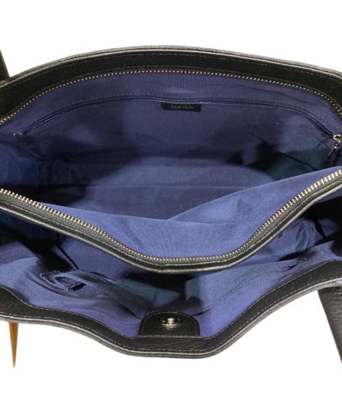 NINA RICCI（ニナリッチ）NINA RICCI (ニナリッチ) リボンモチーフレザートートバッグ ブラックの古着・服飾アイテム