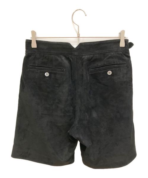 Cinquanta（チンクワンタ）Cinquanta (チンクワンタ) ゴートスウェードタックハーフパンツ ブラック サイズ:44の古着・服飾アイテム
