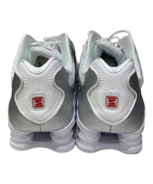 NIKE（ナイキ）NIKE (ナイキ) SHOX TL ローカットスニーカー ホワイト サイズ:26.5cmの古着・服飾アイテム