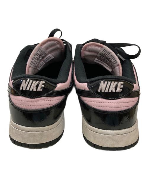 NIKE（ナイキ）NIKE (ナイキ) ローカットスニーカー ブラック×ピンク サイズ:28cmの古着・服飾アイテム