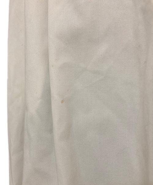 ISSEY MIYAKE（イッセイミヤケ）ISSEY MIYAKE (イッセイミヤケ) バイカラータックワイドパンツ ホワイト×ブラック サイズ:Sの古着・服飾アイテム