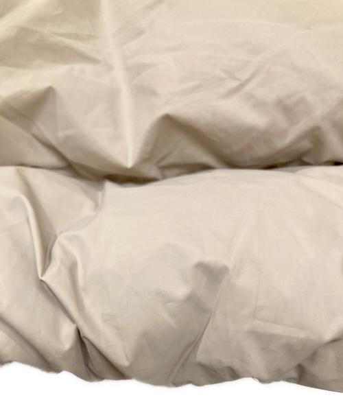 Calvin Klein Jeans（カルバンクラインジーンズ）Calvin Klein Jeans (カルバンクラインジーンズ) ダウンジャケット ベージュ サイズ:Lの古着・服飾アイテム