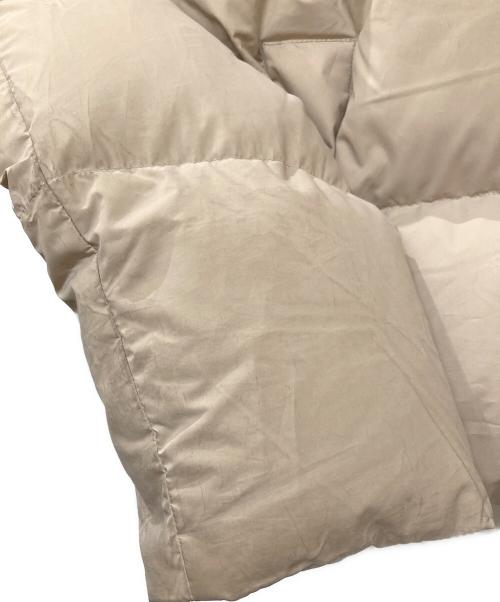 Calvin Klein Jeans（カルバンクラインジーンズ）Calvin Klein Jeans (カルバンクラインジーンズ) ダウンジャケット ベージュ サイズ:Lの古着・服飾アイテム
