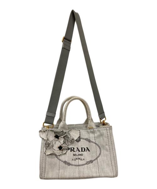 PRADA（プラダ）PRADA (プラダ) カナパフラワーモチーフハンドバッグ ライトグレーの古着・服飾アイテム