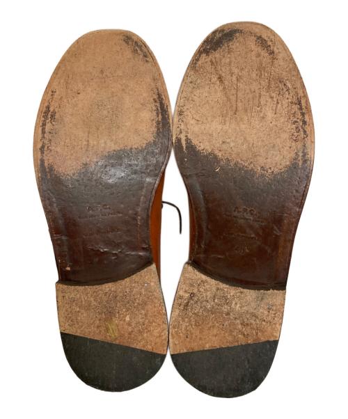 A.P.C.（アーペーセー）A.P.C. (アーペーセー) 外羽根プレーントゥシューズ ブラウン サイズ:43の古着・服飾アイテム