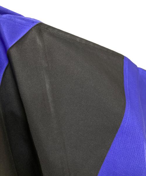 ISSEY MIYAKE（イッセイミヤケ）ISSEY MIYAKE (イッセイミヤケ) バイカラーロングジレ ブルー サイズ:不明(実寸サイズをご確認ください)の古着・服飾アイテム