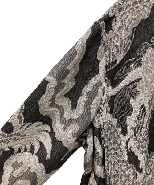 VIVIENNE TAM（ヴィヴィアンタム）VIVIENNE TAM (ヴィヴィアンタム) ドラゴン総柄ジャガードデニムジャケット ブラック サイズ:40の古着・服飾アイテム