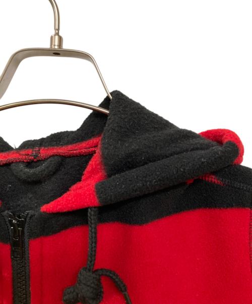 stussy（ステューシー）stussy (ステューシー) ジップフリースパーカー ブラック×レッド サイズ:Mの古着・服飾アイテム